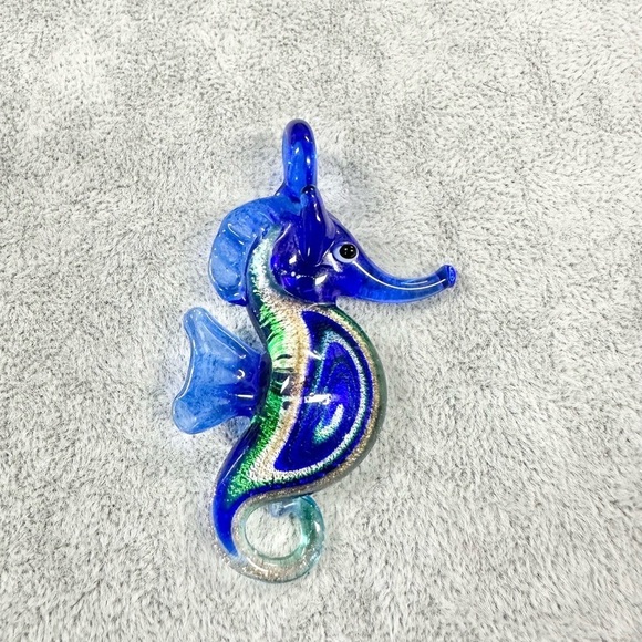 Blue Sea Horse Art Glass Hand Blown Lamp Work Pendant - Picture 2 of 5